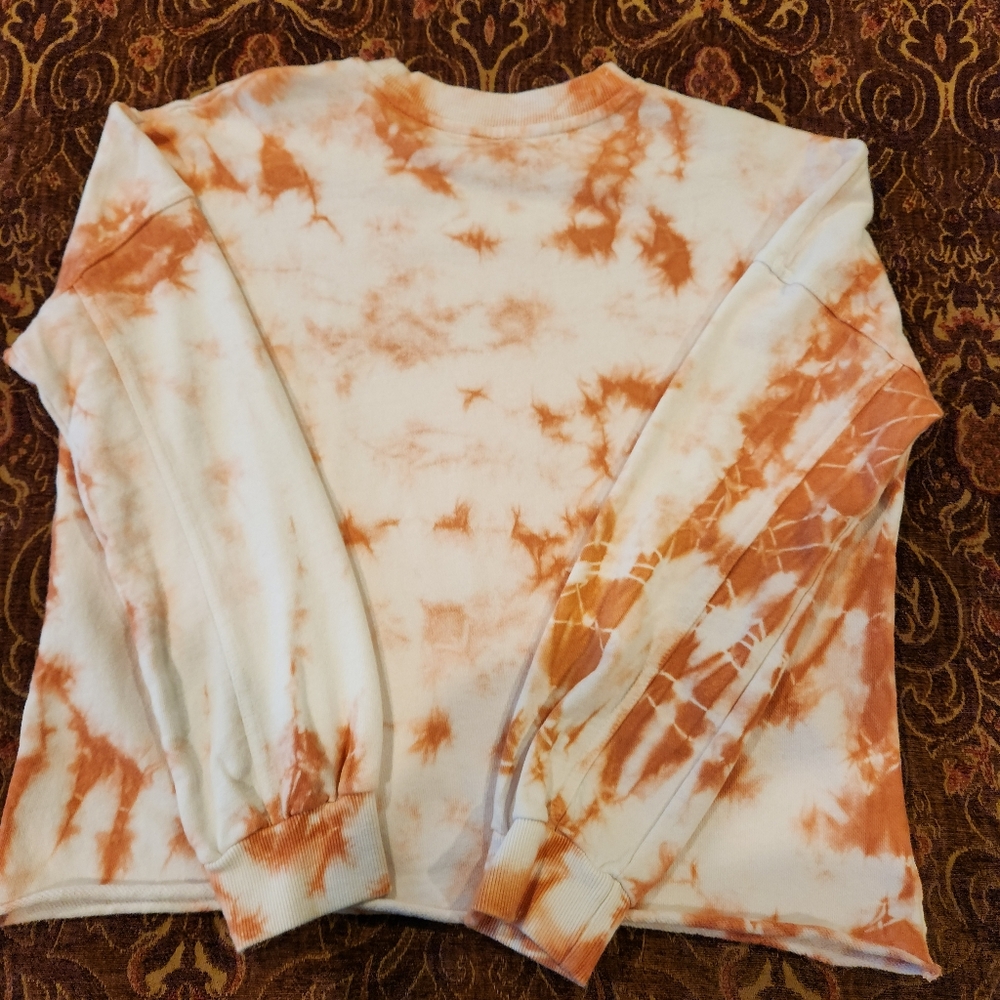 ELAN Cropped Tie Dye Pullover Sweatshirt Orange Cream Raw Hem Medium - Picture 9 of 15